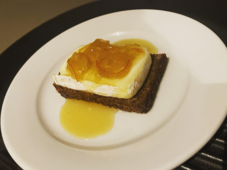 Flower Marie with Chicory Marmalade and Pumpernickel